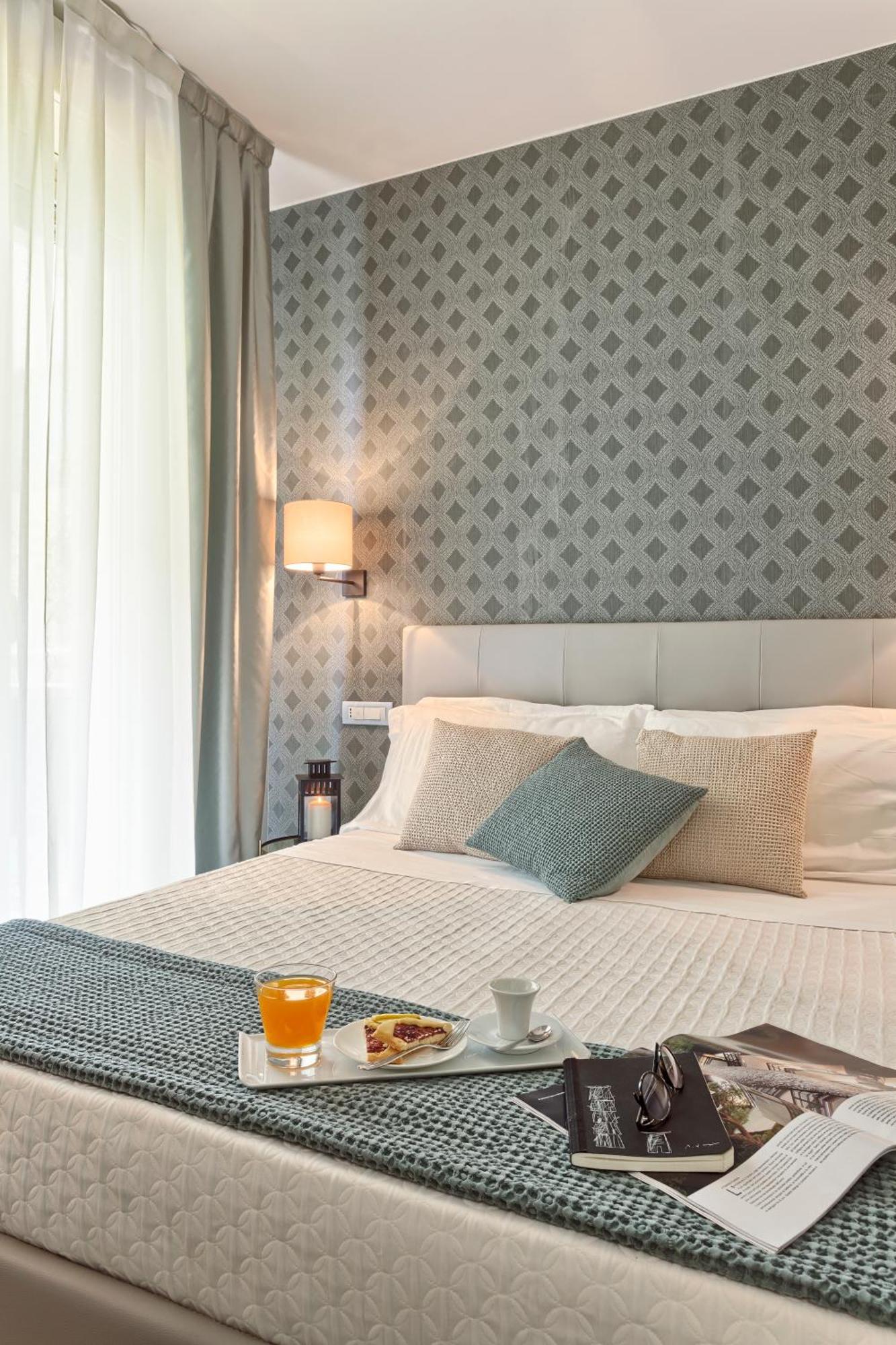 Hotel Lady Mary ミラノ・マリッティマ エクステリア 写真